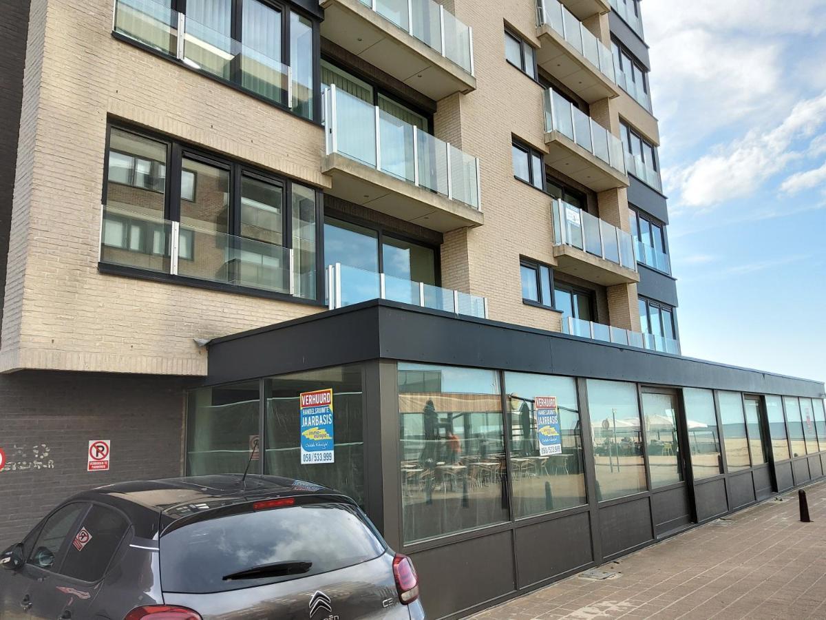 Koksijde Zeedijk La Digue 102 Appartement Met Garage - Lateraal Zeezicht Экстерьер фото