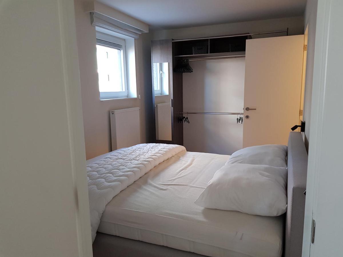 Koksijde Zeedijk La Digue 102 Appartement Met Garage - Lateraal Zeezicht Экстерьер фото